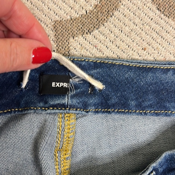Express 90’s slim high rise FlexX stretch raw hem jeans, large short: 12/14/16 - Picture 12 of 17